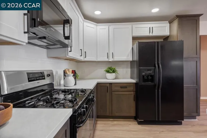17786 Parker Rd, Castro Valley, California 94546