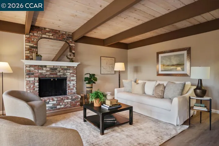 17786 Parker Rd, Castro Valley, California 94546