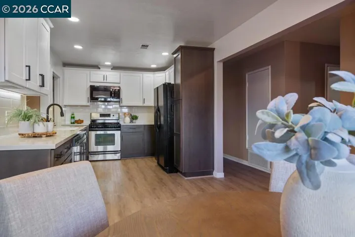 17786 Parker Rd, Castro Valley, California 94546