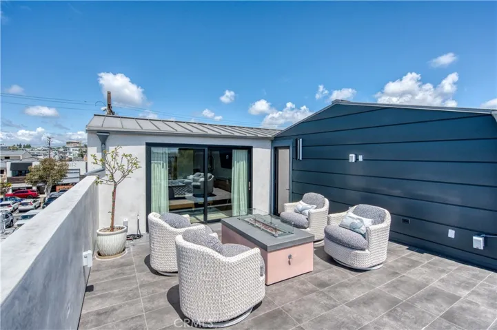 Roof top deck