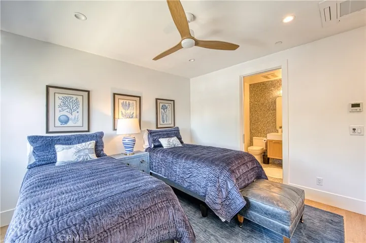 419 29th Street, Newport Beach, California 92663