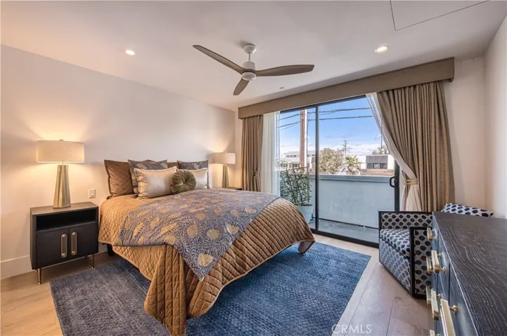 419 29th Street, Newport Beach, California 92663