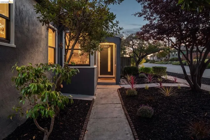 557 Lexington Ave, El Cerrito, California 94530