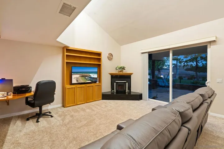 16997 Sky Valley Dr, Ramona, California 92065