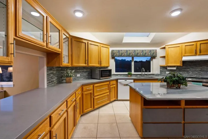 16997 Sky Valley Dr, Ramona, California 92065