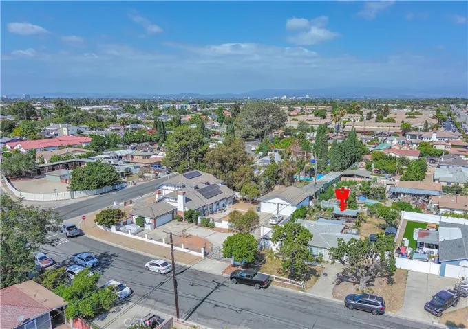 4301 W Lilac, Santa Ana, California 92704