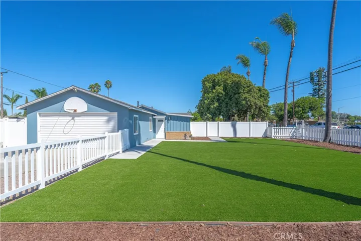 4301 W Lilac, Santa Ana, California 92704