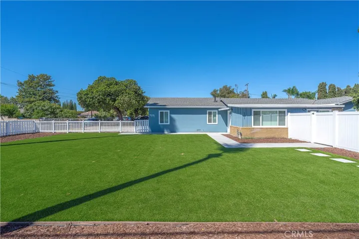 4301 W Lilac, Santa Ana, California 92704
