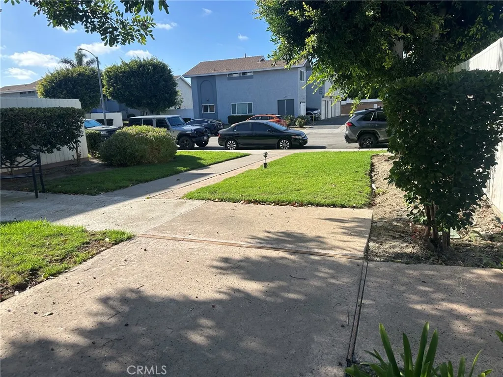 Plenty of curb side parking for visitors