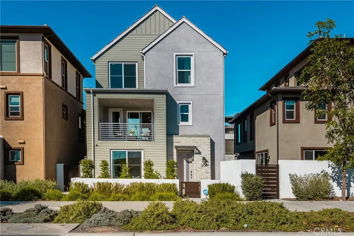 201 Lynx, Irvine, California 92618