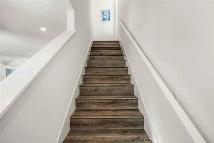 201 Lynx, Irvine, California 92618