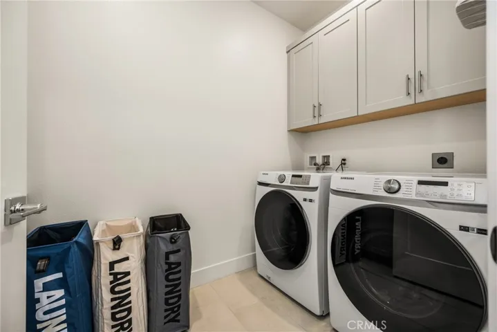 201 Lynx, Irvine, California 92618