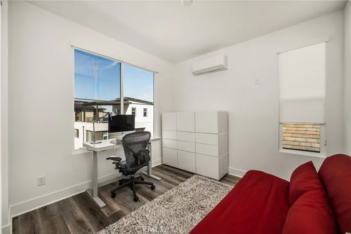 201 Lynx, Irvine, California 92618