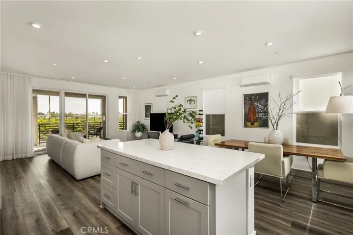 201 Lynx, Irvine, California 92618