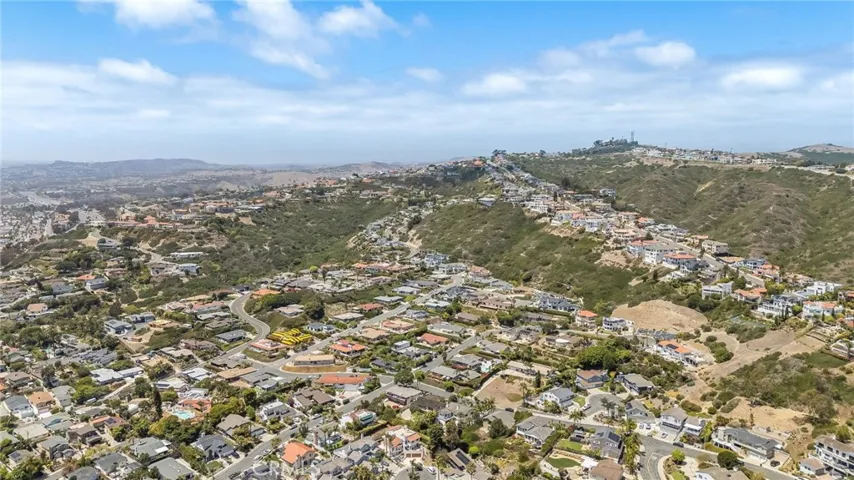 2002 Entrada Paraiso, San Clemente, California 92672