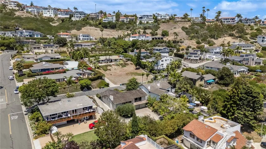 2002 Entrada Paraiso, San Clemente, California 92672