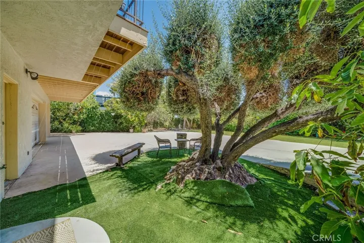 ADU/Studio outdoor area