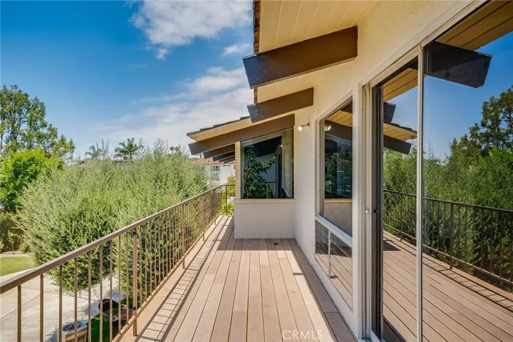 2002 Entrada Paraiso, San Clemente, California 92672
