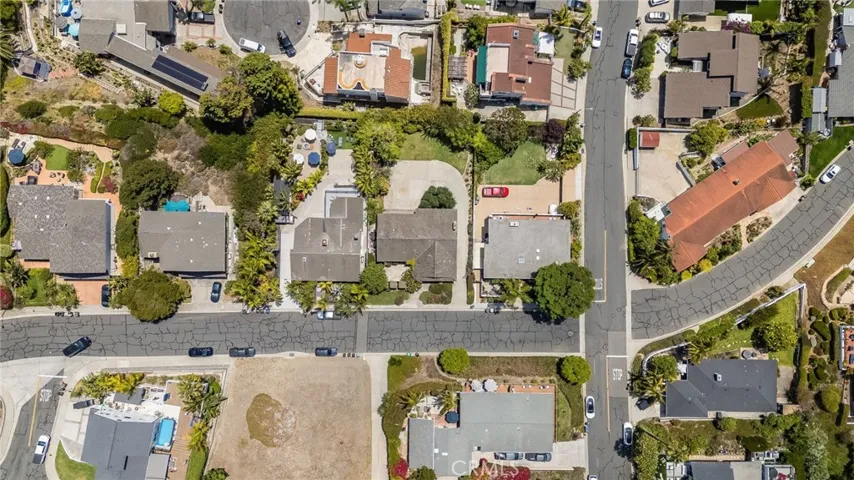 2002 Entrada Paraiso, San Clemente, California 92672