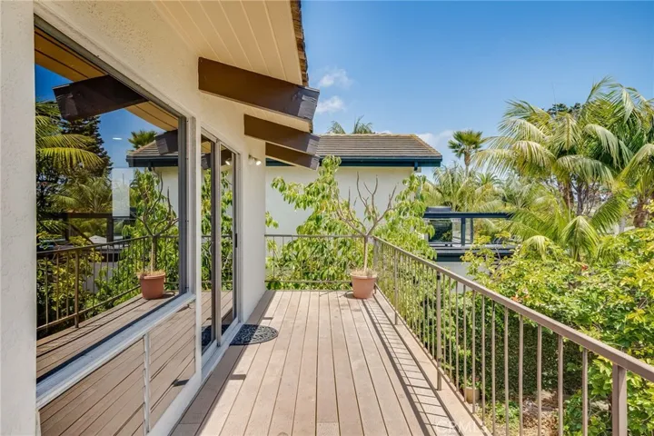 2002 Entrada Paraiso, San Clemente, California 92672
