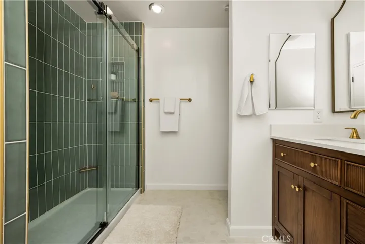444 Obispo, Long Beach, California 90814