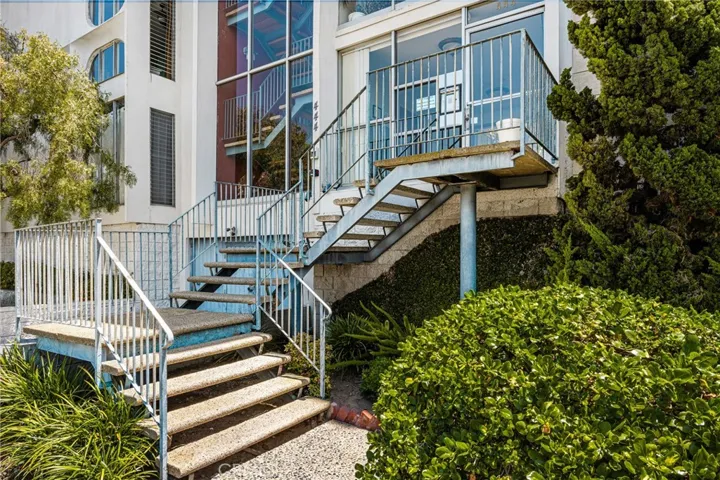 444 Obispo, Long Beach, California 90814