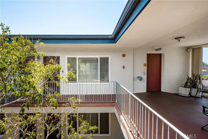 444 Obispo, Long Beach, California 90814
