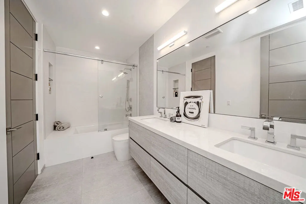 Bath 1