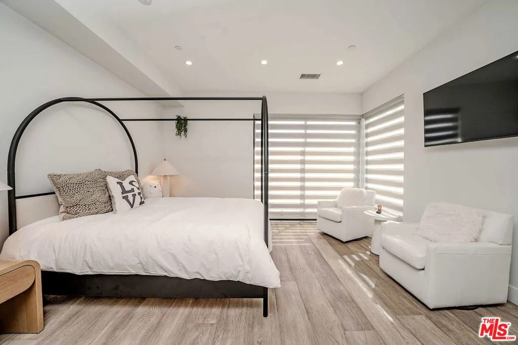 Bed 2