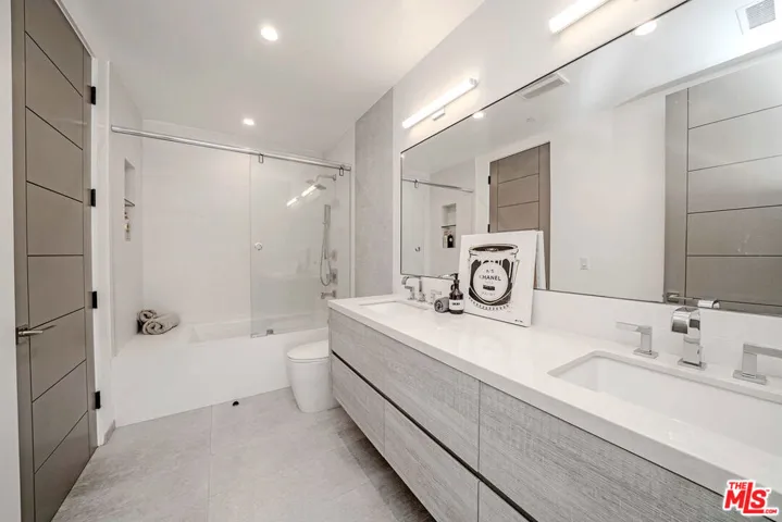 Bath 1