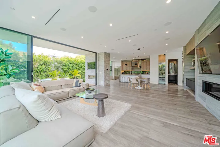 Livingroom and Dining