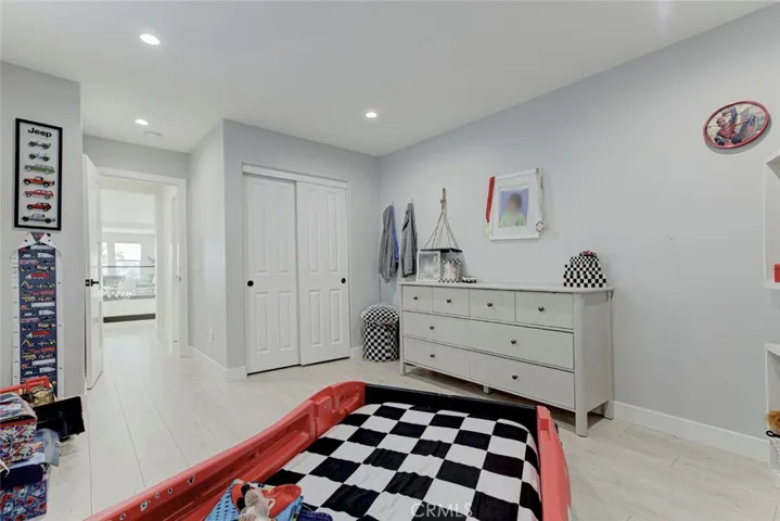 17743 Wren Drive, Canyon Country, California 91387