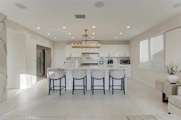 17743 Wren Drive, Canyon Country, California 91387