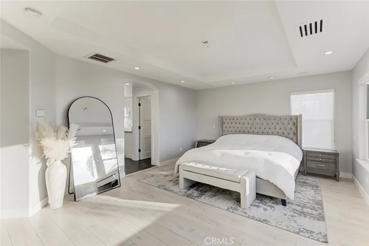 17743 Wren Drive, Canyon Country, California 91387