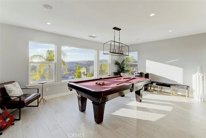 17743 Wren Drive, Canyon Country, California 91387