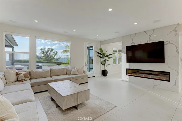 17743 Wren Drive, Canyon Country, California 91387