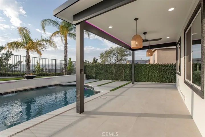 17743 Wren Drive, Canyon Country, California 91387