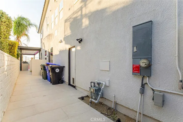 17743 Wren Drive, Canyon Country, California 91387