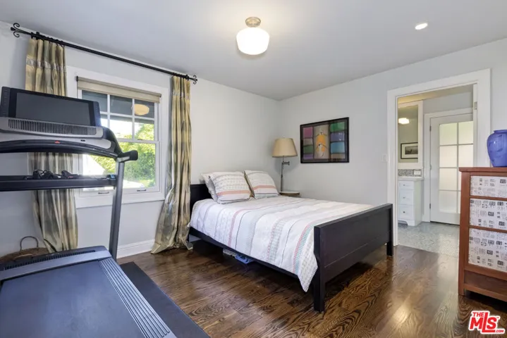 2855 Club Drive, Los Angeles, California 90064