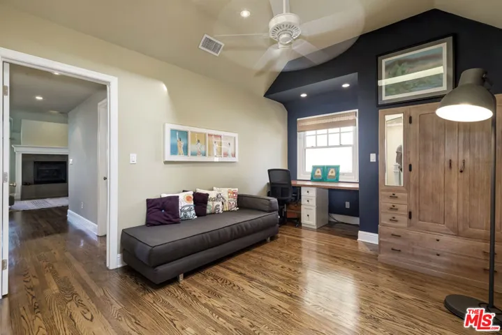 2855 Club Drive, Los Angeles, California 90064