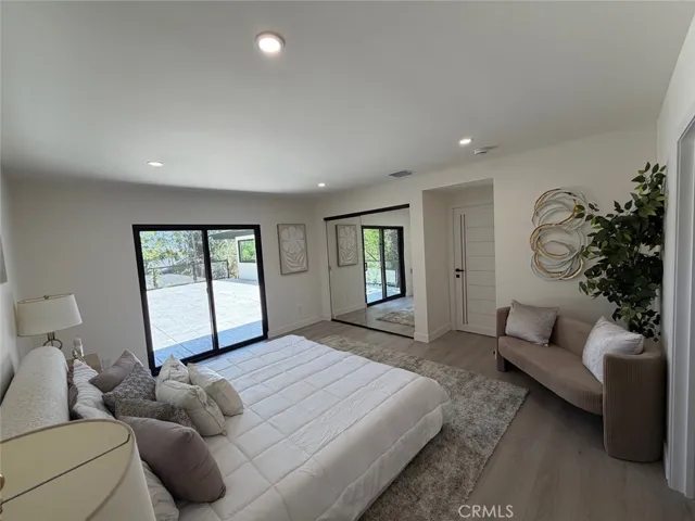 5843 Nevada, Woodland Hills, California 91367