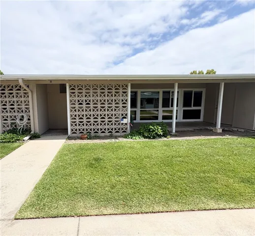 1371 Oakmont Rd., Seal Beach, California 90740
