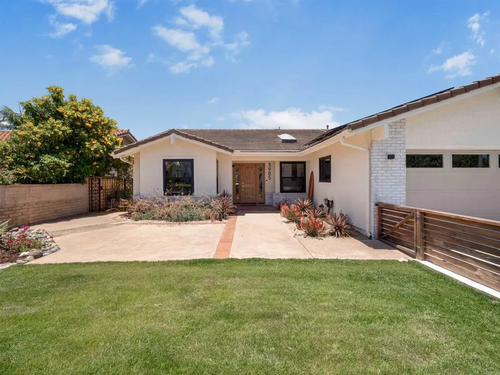 3985 Syme Dr