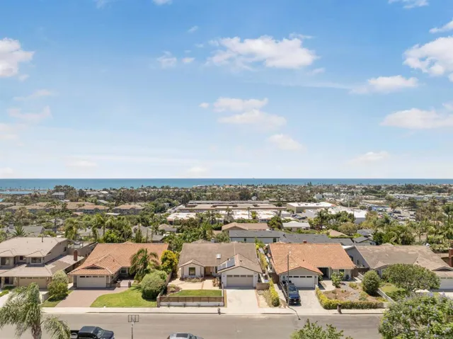 3985 Syme Drive, Carlsbad, California 92008