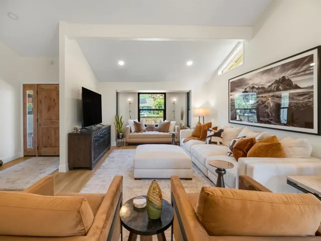 3985 Syme Drive, Carlsbad, California 92008