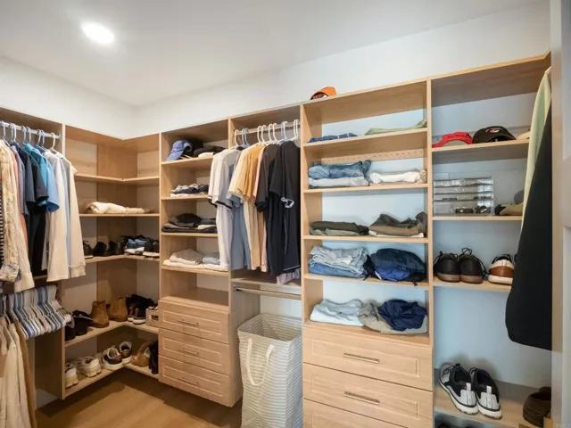 3985 Syme Drive, Carlsbad, California 92008