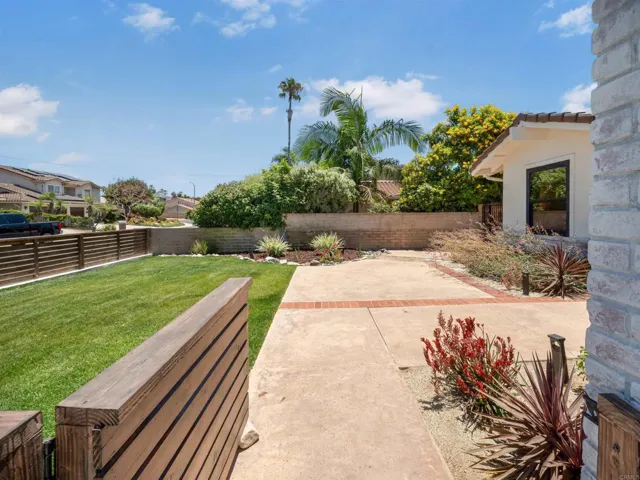 3985 Syme Drive, Carlsbad, California 92008