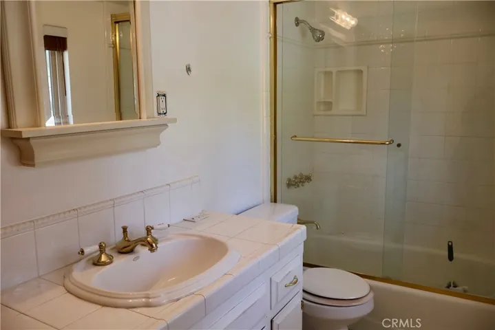 28762 Cedar, Lake Arrowhead, California 92352