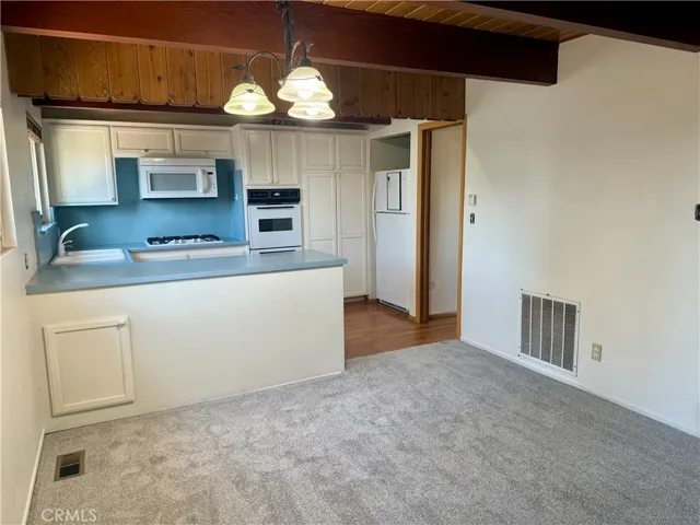 28762 Cedar, Lake Arrowhead, California 92352