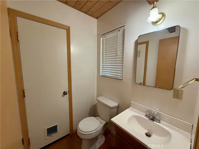 28762 Cedar, Lake Arrowhead, California 92352